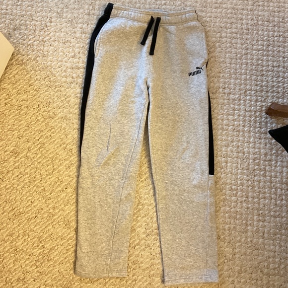 PUMA boys sweatpants - size XL (14-16) - Picture 7 of 8